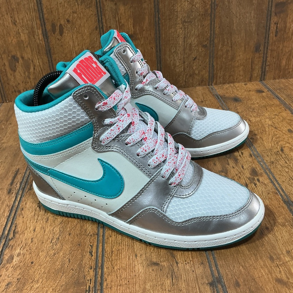 Nike Women's Force Sky High 644413-002 Hidden Wedge Heel Teal Silver Size 8 RARE